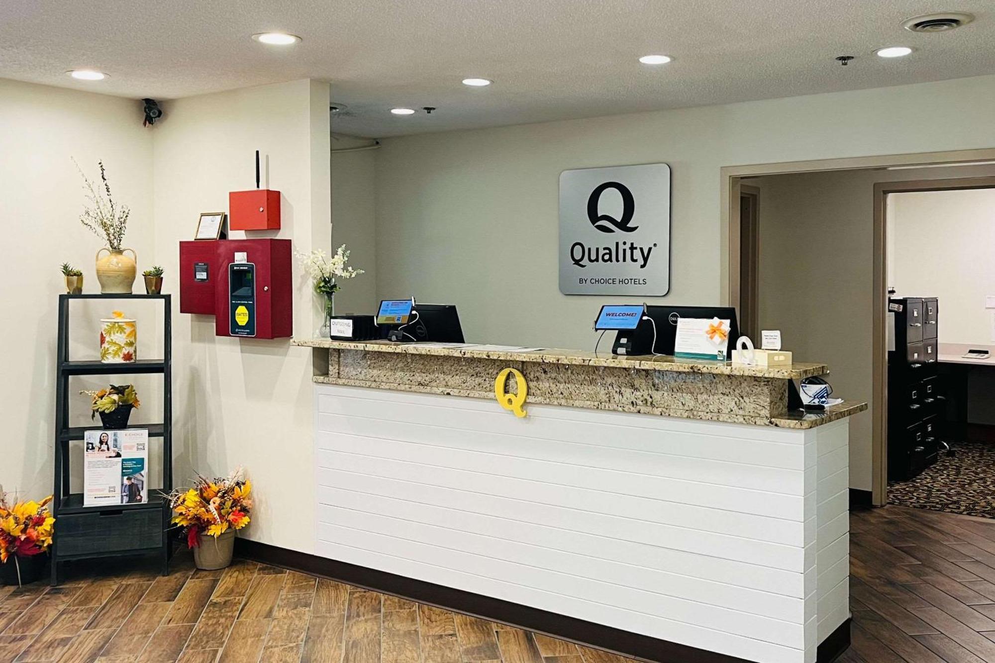Quality Inn & Suites Prestonsburg Next To Mountain Arts Center Exterior foto